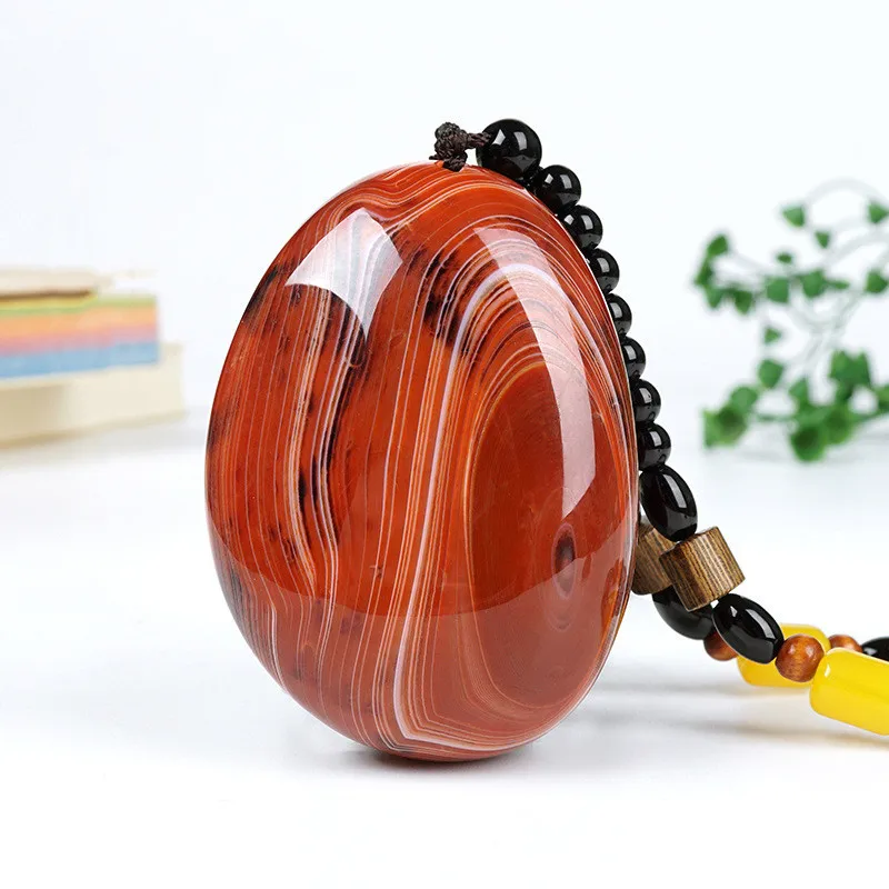 

Factory Wholesale Sardo Agate Rough Stone Ornaments Sardo Agate Hand Pieces Ore Handle Jade Jadeware Bracelet