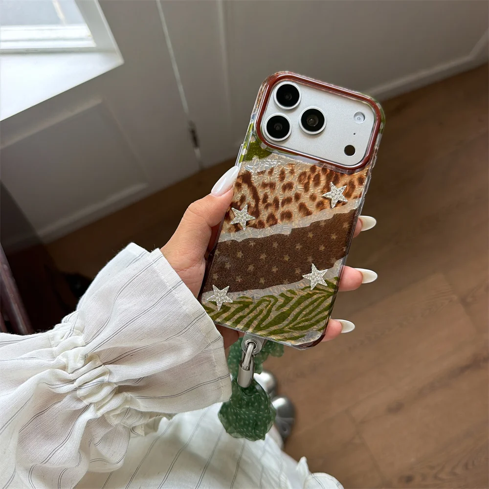 Korea Style Fundas Capa Stand Phone Case For iPhone 18 Pro Max 18 Pro 17 16 15 Clear Shockproof Protective Back Cover with Chain