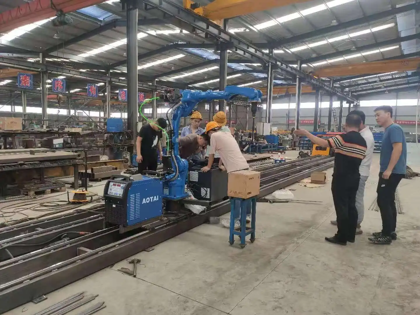 Braço robótico automático de 6 eixos/braço robótico de soldagem industrial