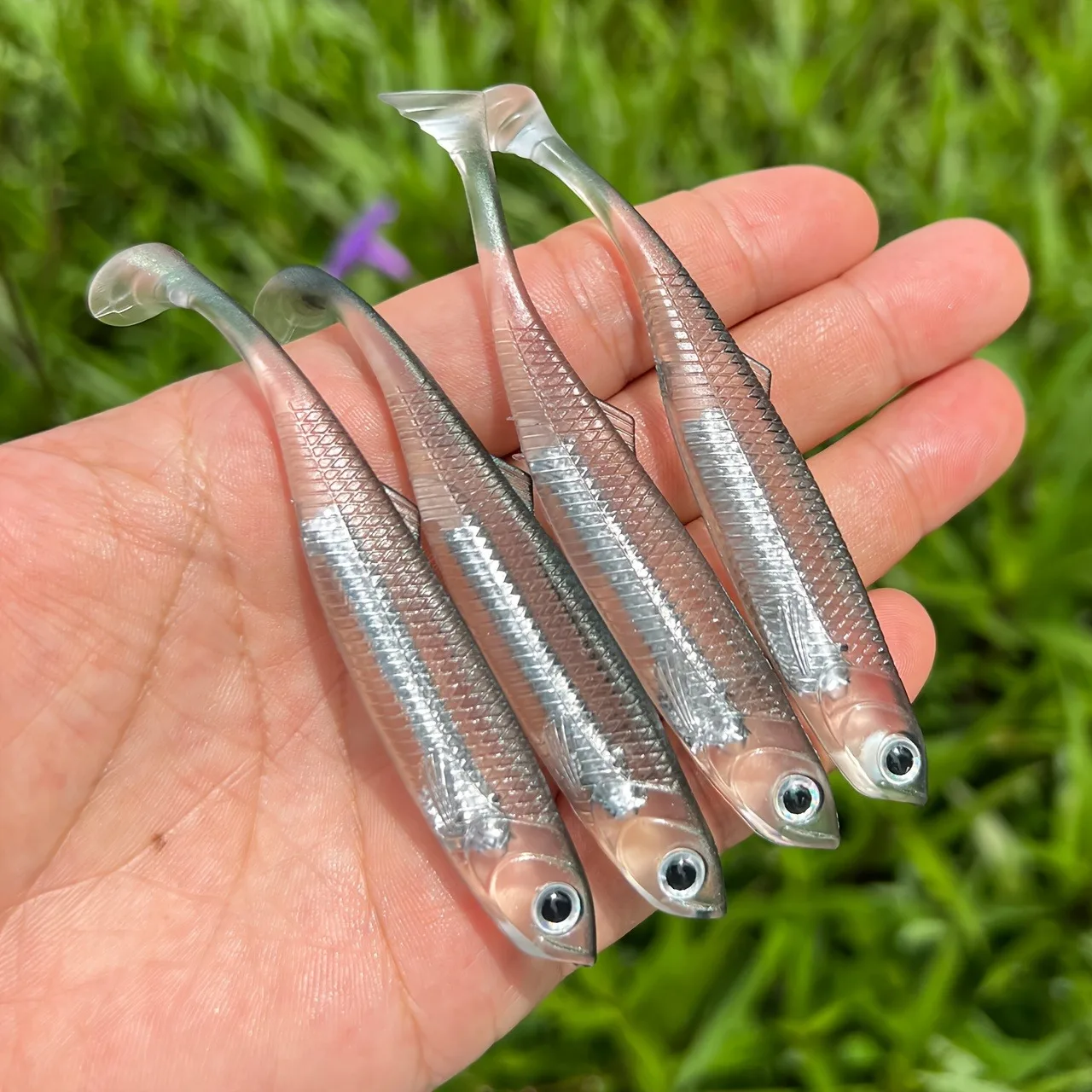 5PCS  LureFrog Hollow-Belly Soft Bait - Realistic Frog/ Rainbow Fish T-Tail with Laser Reflective Strips