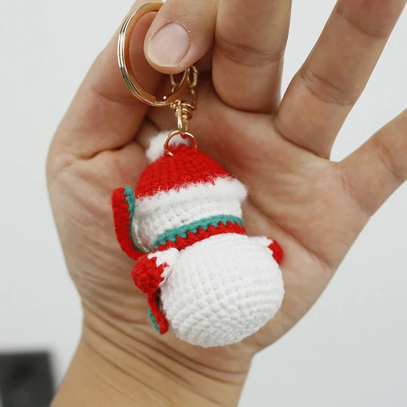 Handmade Crocheted SnowmHandmade Crocheted Snowman Key Chain Stuffed Key Rings Toys Lovely Knitted Christmas Gift Kids Keychain