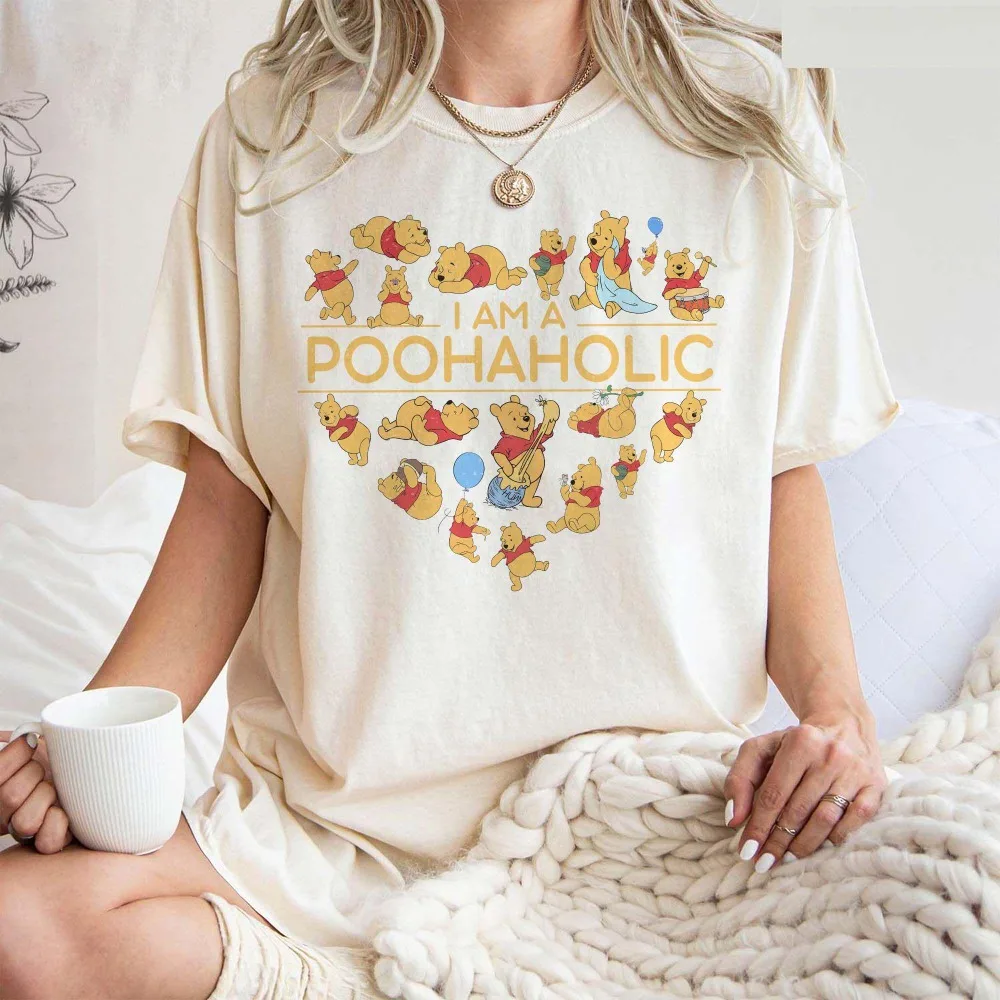 

Рубашка I Am A Pooholic Рубашка Винни-Пух Рубашка с медведем Пухом Одинаковая футболка для всей семьи Диснея Крутые идеи подарков Мужчины Женщины