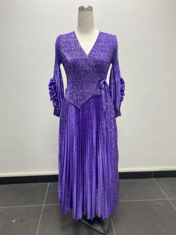 فستان مطوي ثلاثي الأبعاد على شكل زهور على شكل V وكشكشة أنيقة فساتين فضفاضة أنيقة للسيدات موضة جديدة 2025 ملابس فاخرة