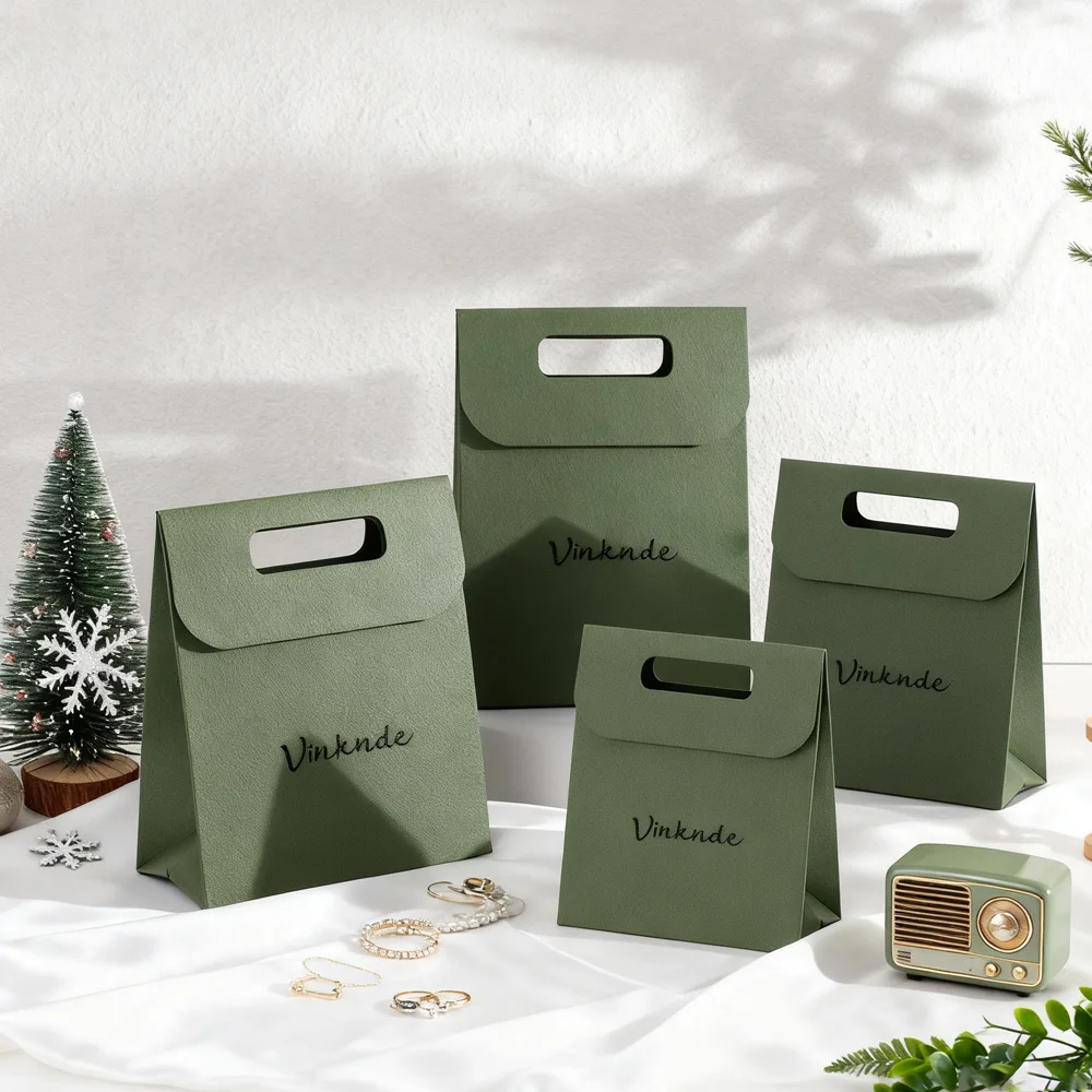 

Clothing Paper Handbag Special Texture Paper Gift Bag with Custom Logo Shopping Packaging for Jewelry Candle Craft Photo Frame