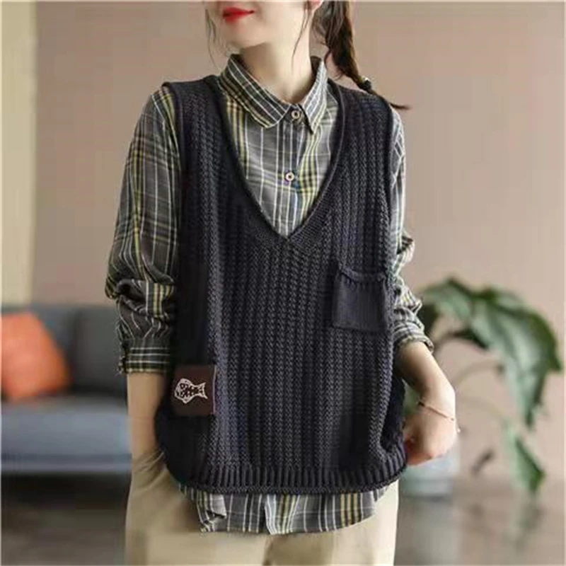 Women Vintage Appliques Pocket Simple Casual Knitted Sweater Vest Spring Autumn Solid V Neck Sleeveless Loose Outewear Waistcoat