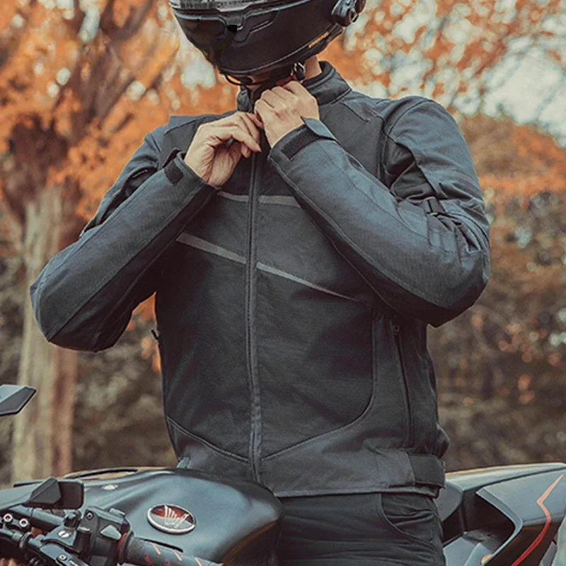 Motorcycle Jacket Man Riding Wear Waterproof Windproof Motorcycle Wear Anti-drop and Anti-fouling CE Protection Four Seasons