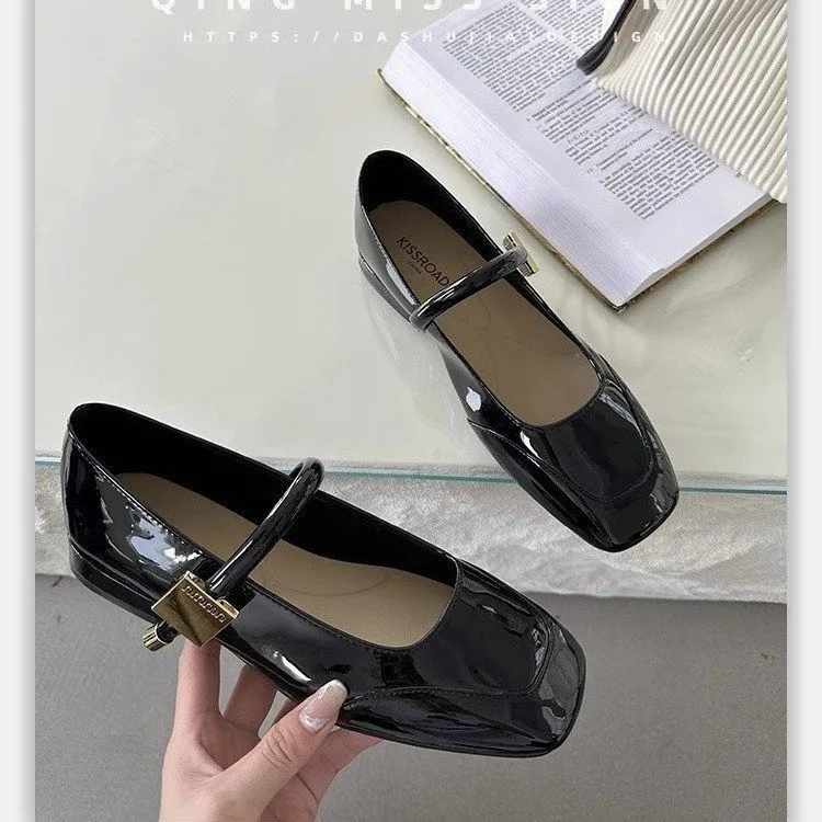 Ancient Mary Jane Women 2024 Spring and Autumn New Square Head Patent Leather Line with Shallow Mouth Single Shoes