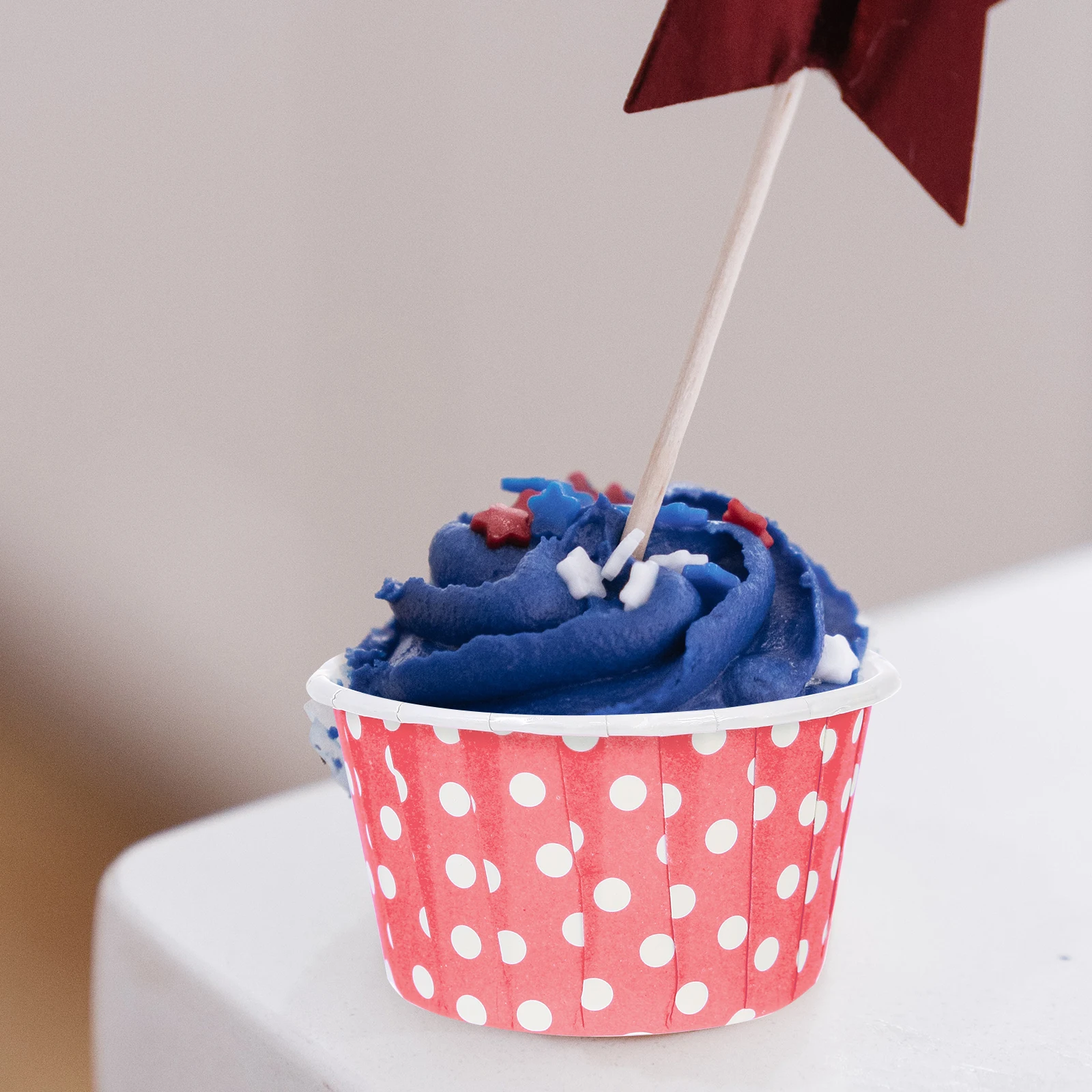 

100 Pcs Roll Rim Muffin Cups Mini Cake Cupcake Liner Baking Liners Paper Food Grade Safe Disposable Party Wedding Bakery