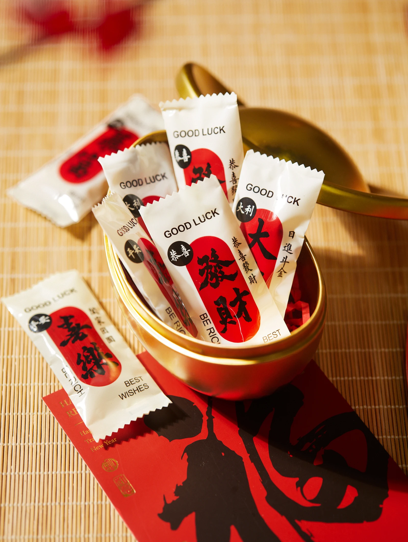 Bolsa de Embalaje Desechable Sellada Individualmente para Dulces de Caramelo Estilo Chino, Hechos a Mano, con Almendras y Azúcar