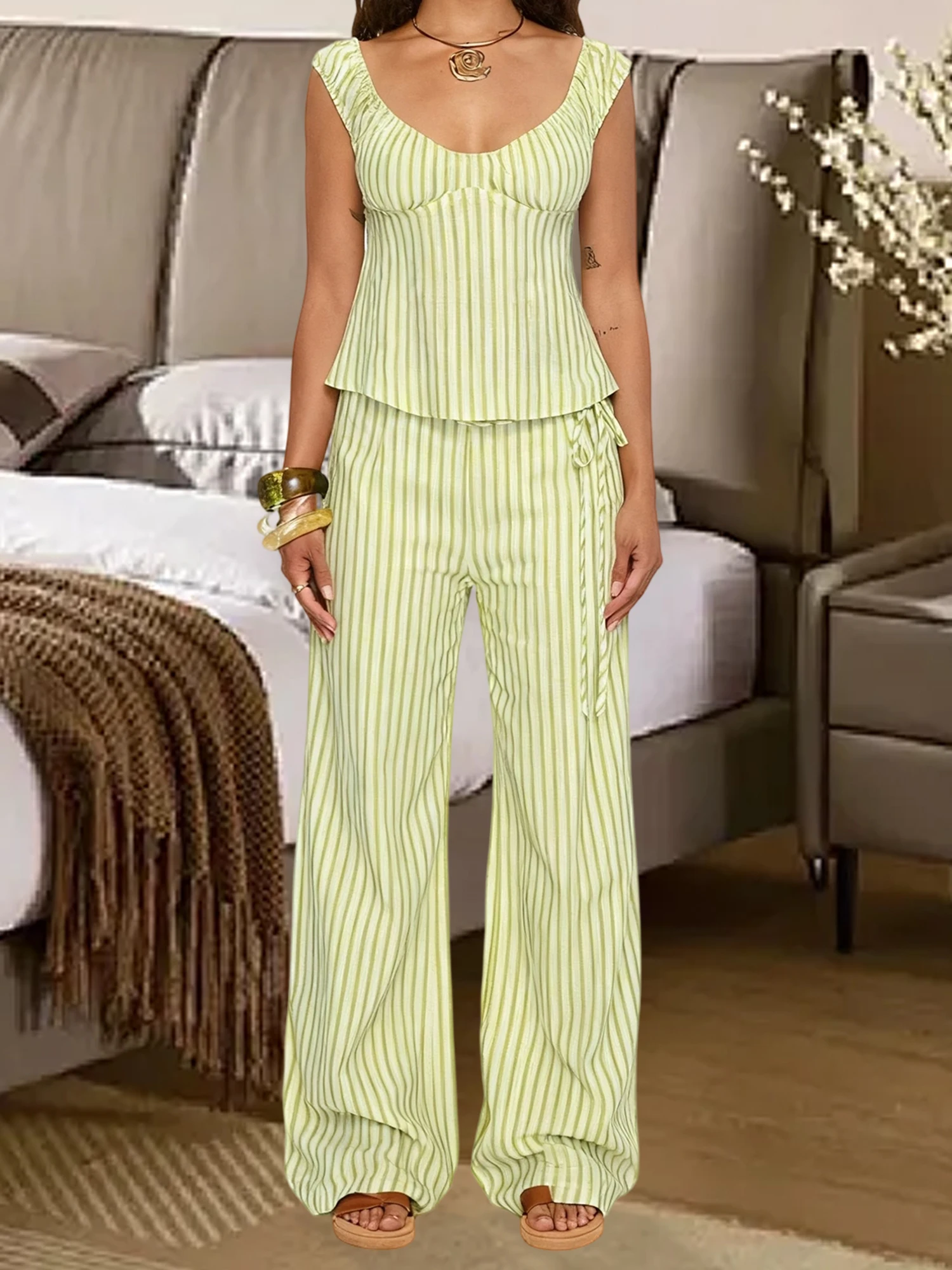 

Женский комплект из двух предметов: топ с открытыми плечами и цветочным принтом, комплект широких брюк с высокой талией для летней пляжной одежды