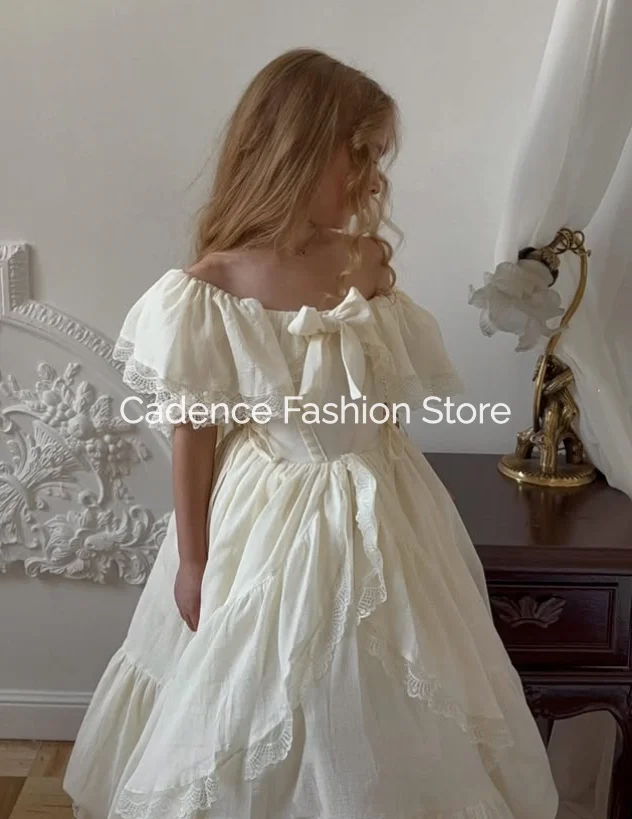 Elegant Ivory Flower Girl Dress Victorian Off-the-Shoulder Ruffled Communion Birthday Dress Wedding Flower Girl Gown Customized