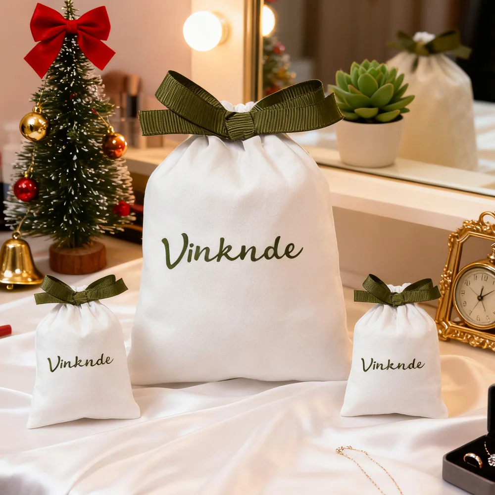 

Роскошная белая бархатная фланелевая сумка-браслет с логотипом на шнурке, 9*12 см, сумка для ювелирных изделий премиум-класса с лентами, элегантный свадебный подарок