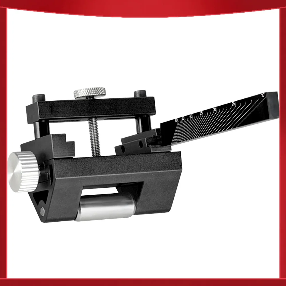 

Устройство для заточки деревообрабатывающих инструментов с регулируемым углом, зажимной приспособлением и фиксирующим кронштейном для наклонных кромок и долот