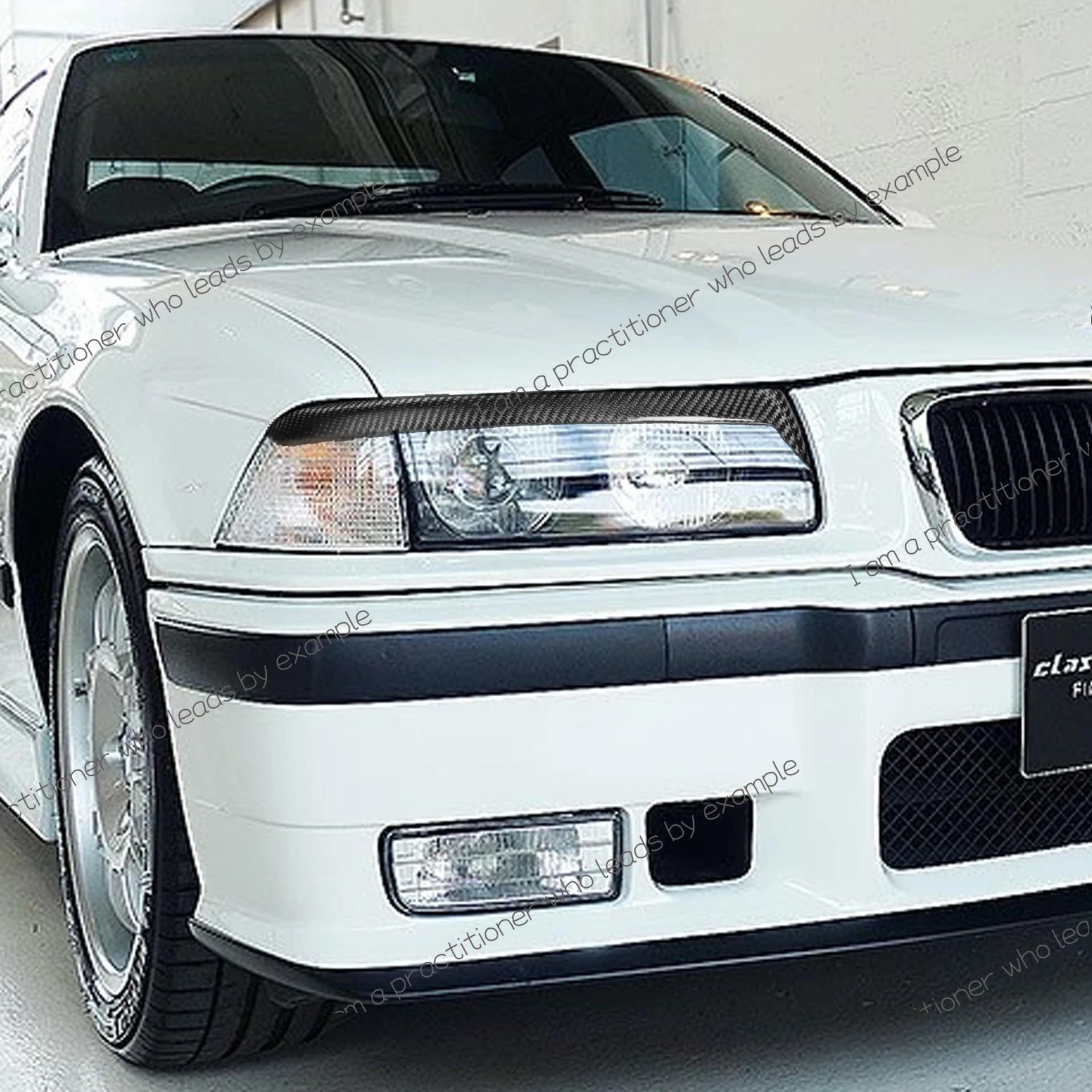 

Applicable to BMW 92-98 E36 carbon fiber dry carbon high beam headlight eye light eyebrow outer frame hardware accessories