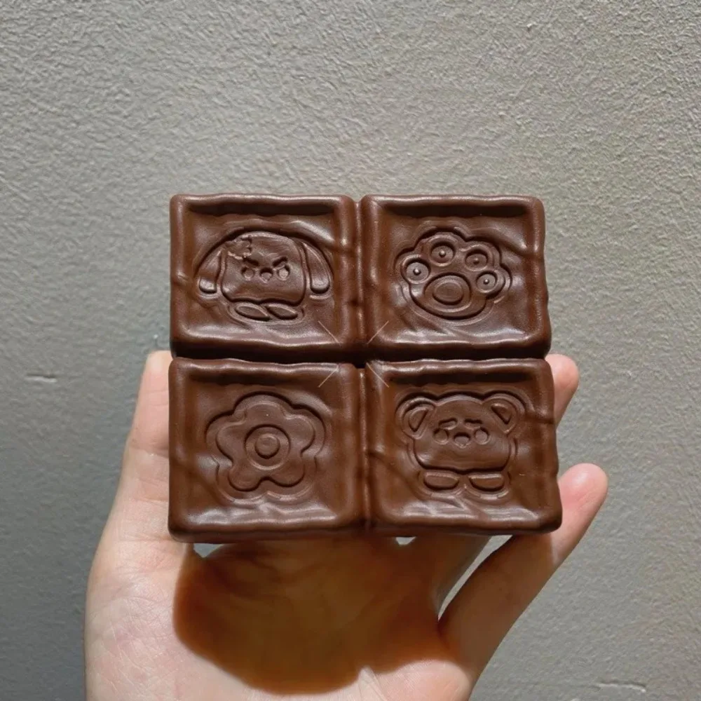 Taba Squishy Cubo di latte alla fragola Torta di pane Giocattolo da spremere Morbido antistress Giocattoli sensoriali a lenta crescita per bambini e adulti