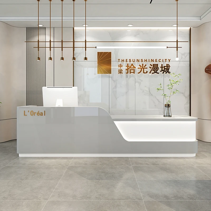 Рисунок 3 - Современная мебель для магазина