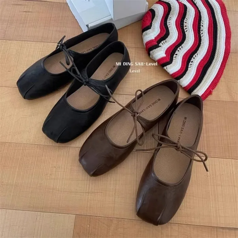 

2026 Designer Spring Women Ballet Flats Casual Shallow Butterfly-knot Shoes Soft Sole Women's Elegant Leather Dress Shoes