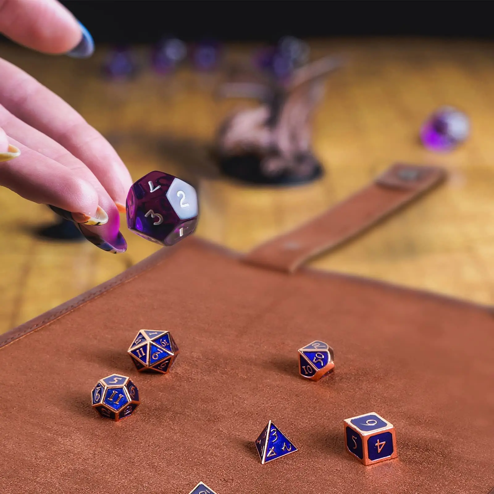 طوي النرد المتداول حصيرة صينية مع سستة بولي Leather حقيبة النرد الجلدية ل RPG DND متعددة الوجهين النرد حقيبة التخزين لعبة الملحقات