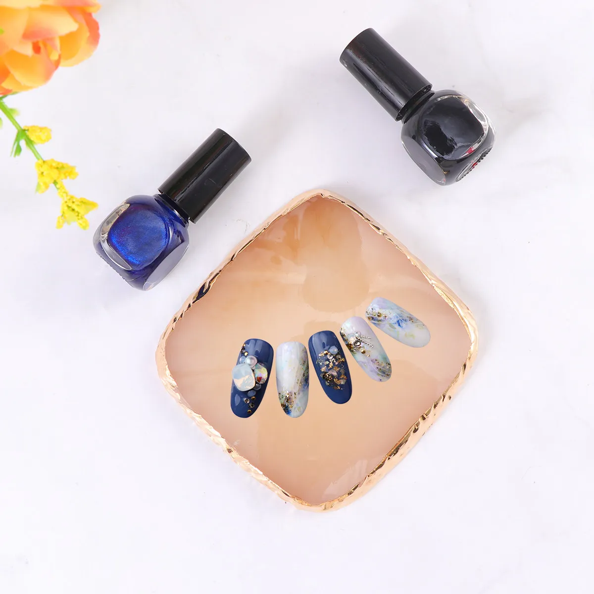 1Pcs Square Resin Nail Art Palette Yellow Smooth Texture Easy Clean Manicure Color Mixing Tray Display Plate for Home Shop Use