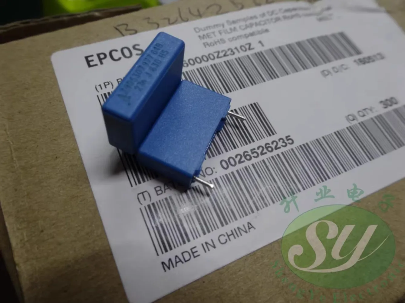 

20PCS EPCOS 0.027uf/630v 27nf 273 New 15mm film capacitor B32642B6273J