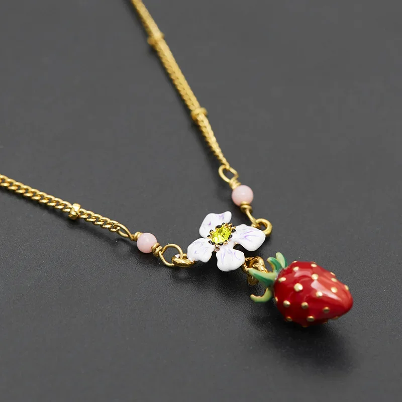 New Cute Fashionable White Enamel Glazed Hand-painted Red Strawberry Flower Necklace Niche Design Collarbone Chain Accessories