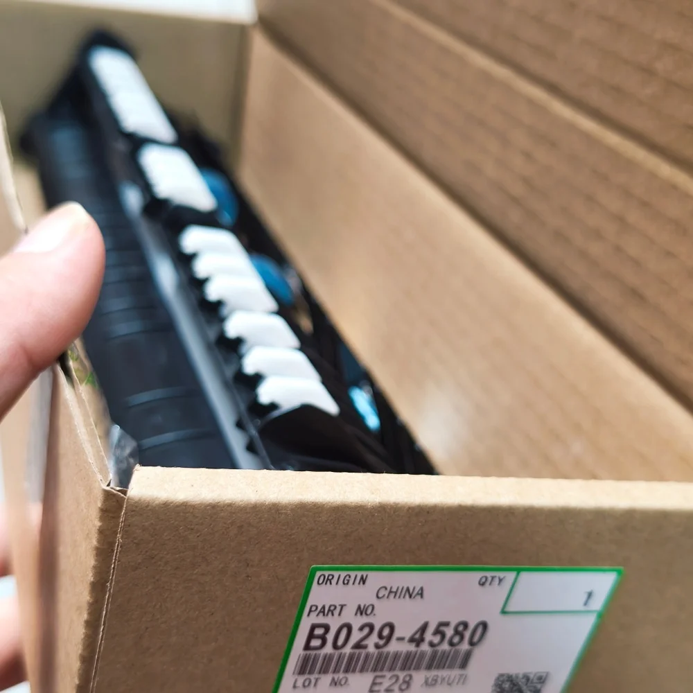 

D029-4580 Open/Close Guide Plate for Ricoh MPC3001 MPC3501 MPC4501 MPC5501 MPC2800 C3300 C3000 C4000 C5000 C3300