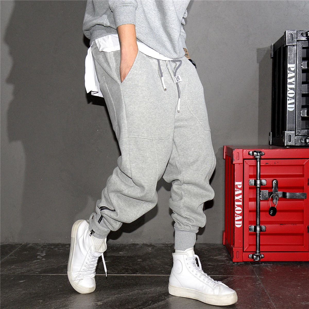 Spring Autumn Korean Fashion Streetwear Hip Hop Sweatpants Kpop Couple Jogging Pants Harajuku Black Sports Harem Joggers Men
