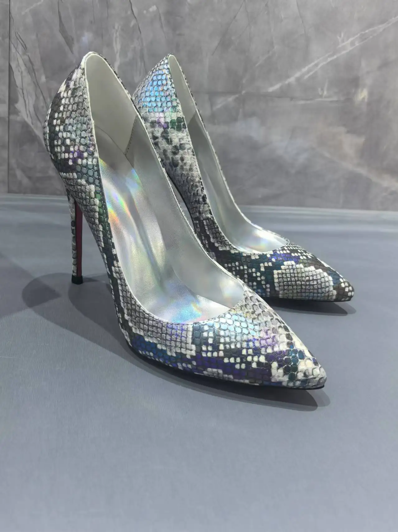 

Snakeskin Print Colorful Side-Lit Leather Stiletto Pumps Pointed Slip-On High Heels Fashionable Women's Shoes for Banquets