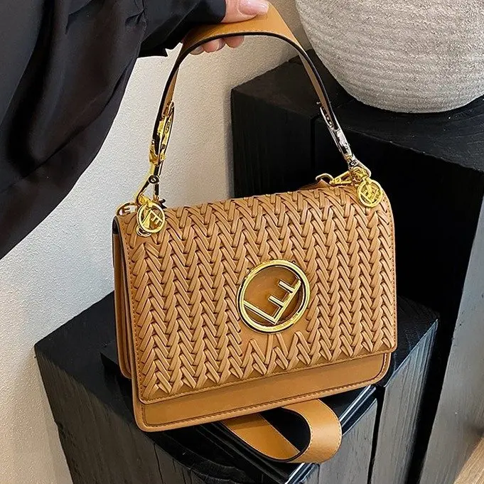 

Macramé Shoulder Bag 2025, Water-Resistant Lining Retro Purse, Women's Festival-Ready Messenger for Concerts Flea Market Stalls