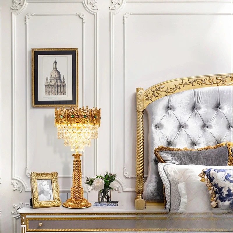 Franse lichte luxe retro volledig koperen kristallen vloerlamp, Europese luxe villa woonkamer, slaapkamer studeerverlichting