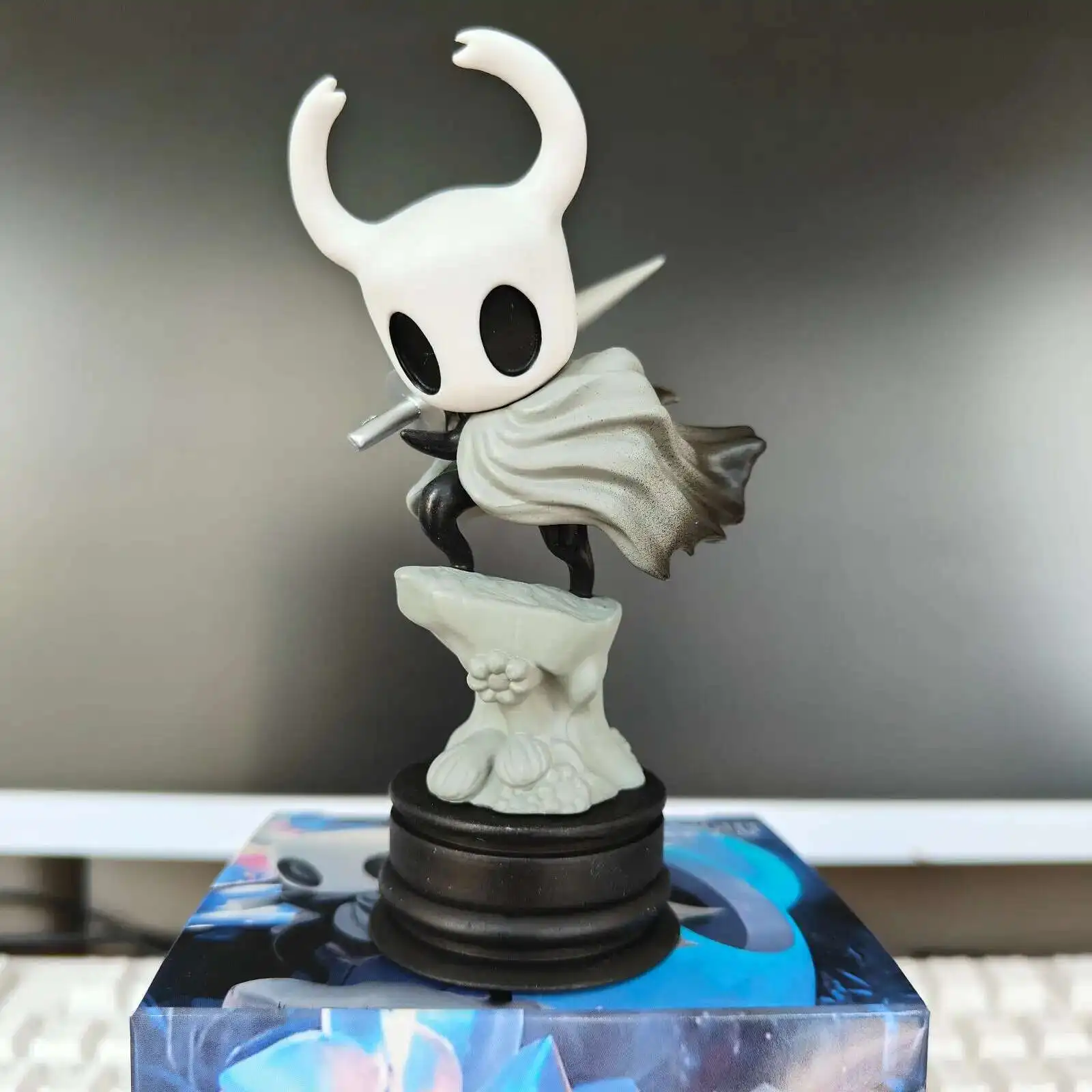 أنيمي # 2195 فارس # 2196 الدبور الجوف فارس الشكل 11 سنتيمتر عمل الشكل لعبة هدية عيد ميلاد تحصيل نموذج