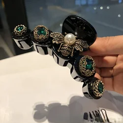 Korean Hair Accessories Retro Baroque Style Pearl Bee Small Clip Personalized Fashionable Elegant At The Back Of Head