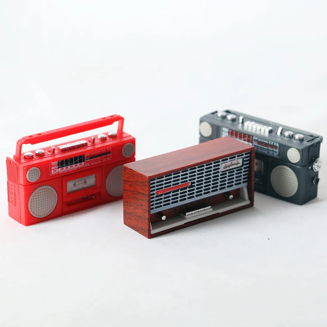 1:12 Dollhouse Miniature Furniture Radio Model Recorder Player Decor DollHouse Retro Radio Recorder Player C