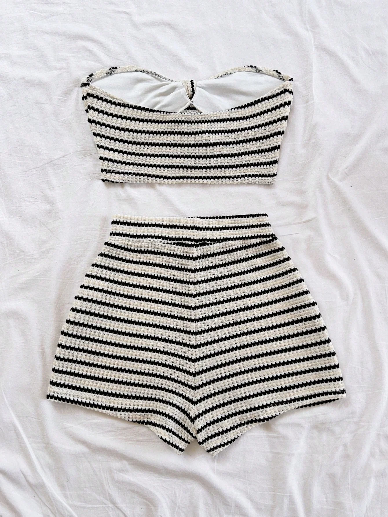 Women's Elegant 2-Piece Fashion Striped Set with Butterfly Detail Top and High-Waisted Shorts, Perfect for Holiday, Date, Aftern