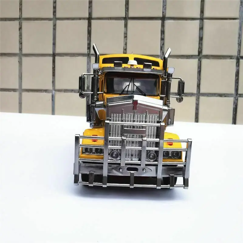 Exclusive T909 Prime Mover Australian Truck Yellow 1/32 Scale Die-Cast Tractor Model New in Box