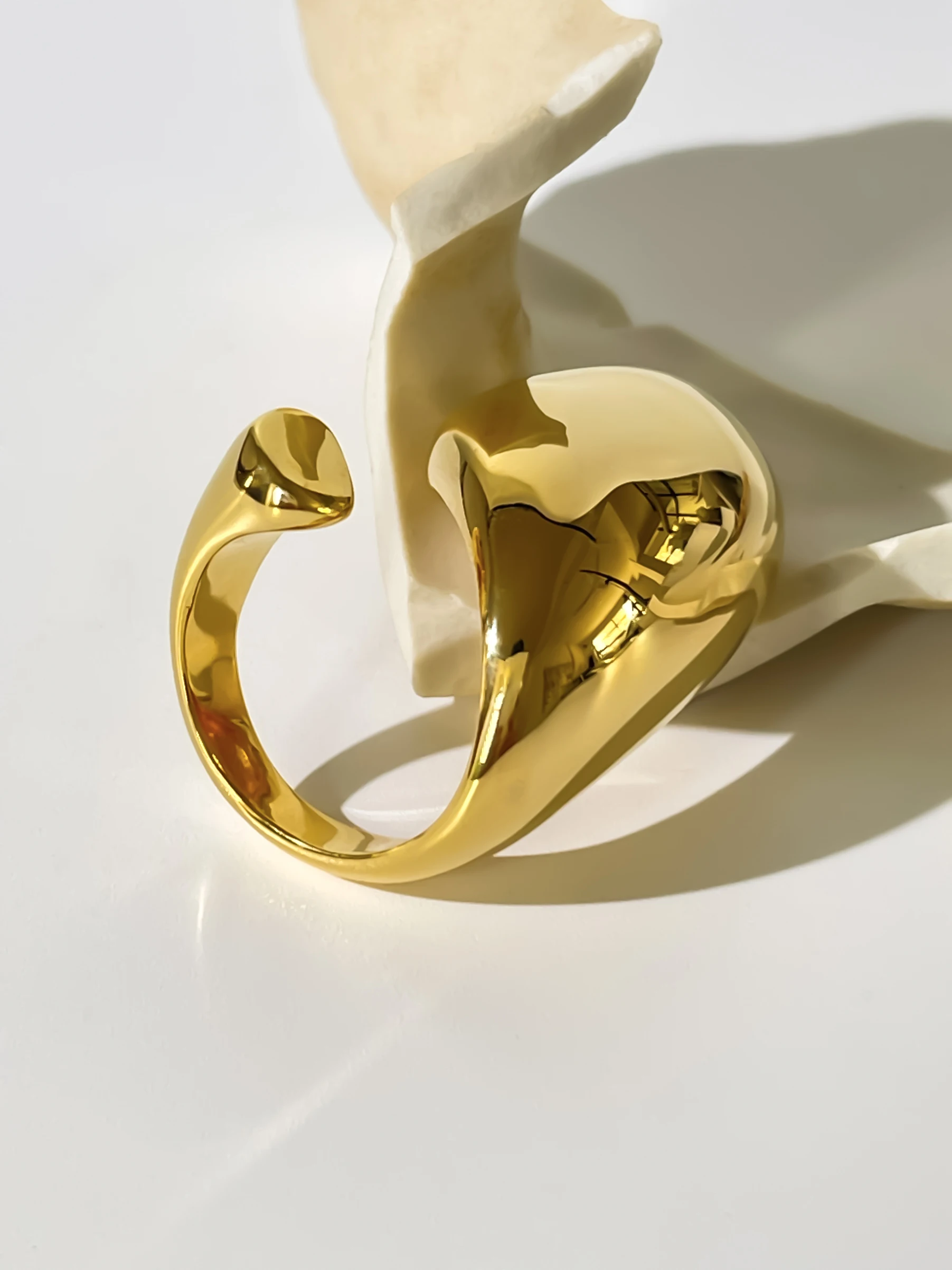 Peri\'sbox Modern Solid Gold Plated Oversized Open Dome Ring for Women Chunky Statement Large Finger Rings Fashion Party Jewelry