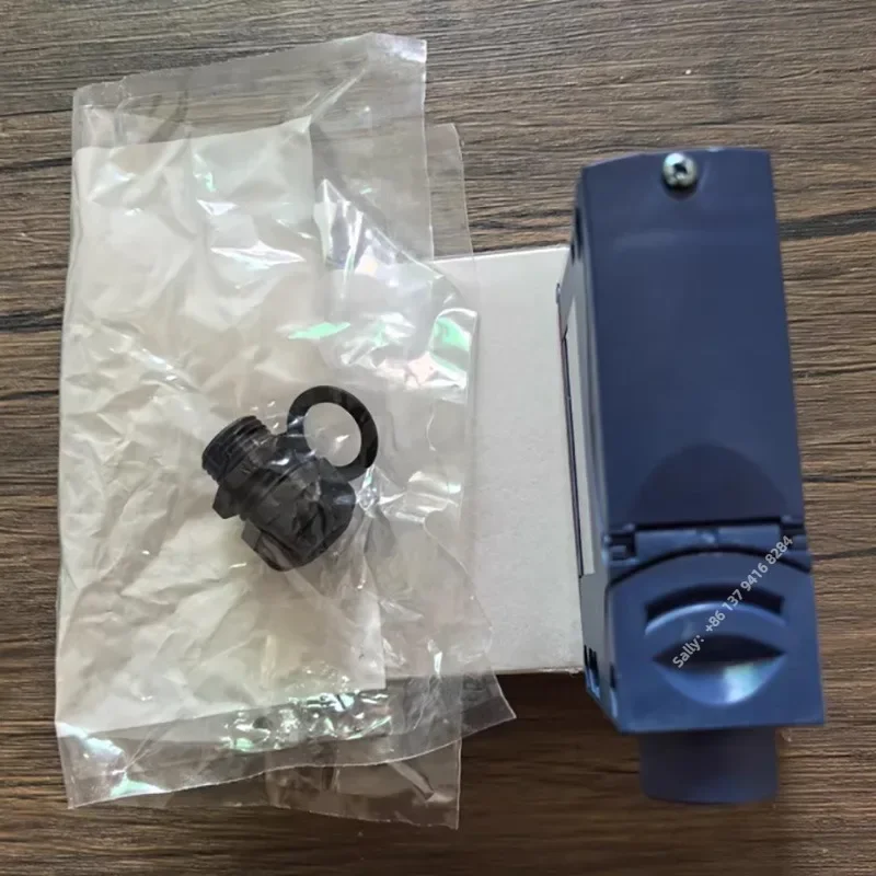 XUX5APANT16 Photoelectric switch sensor original