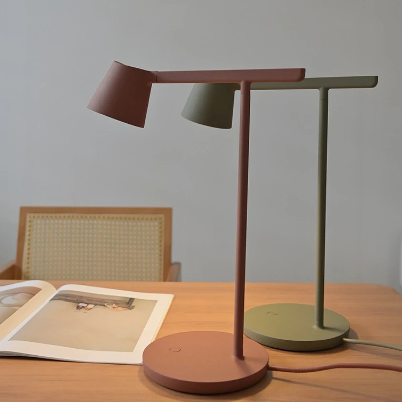 Desk lamp minimalist creative hotel bedroom bedside study desk reading dimmer
