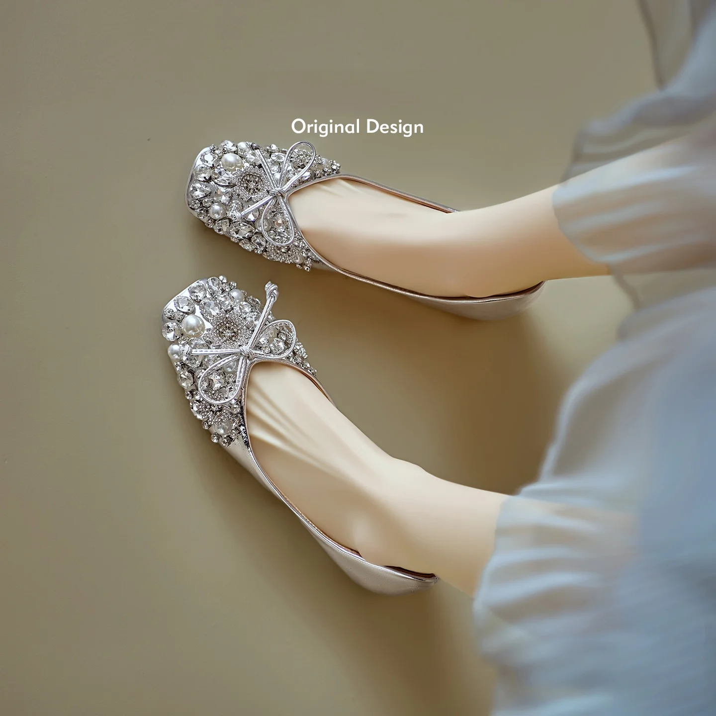 zapatos-de-mujer-de-piel-de-cordero-con-nudo-estilo-slip-on-con-aumento-de-altura-adornados-con-diamantes-planos-estilo-coreano-calzado-de-moda
