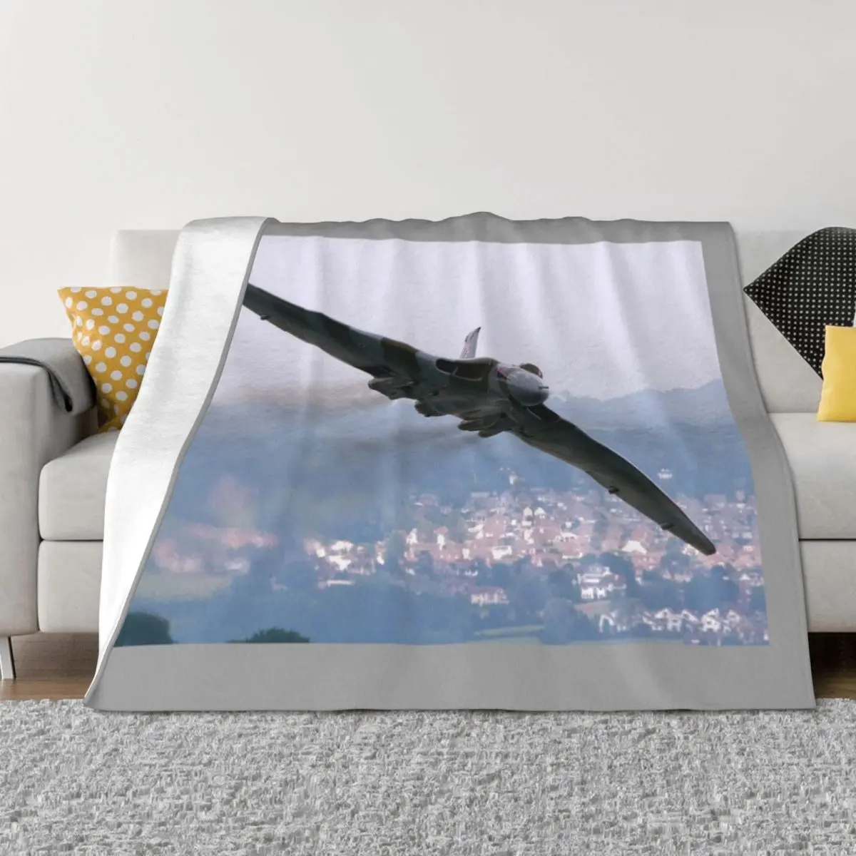

Avro Vulcan - Dawlish Air Show 2015 Throw Blanket Vintage Plaid on the sofa Beach Quilt Blankets