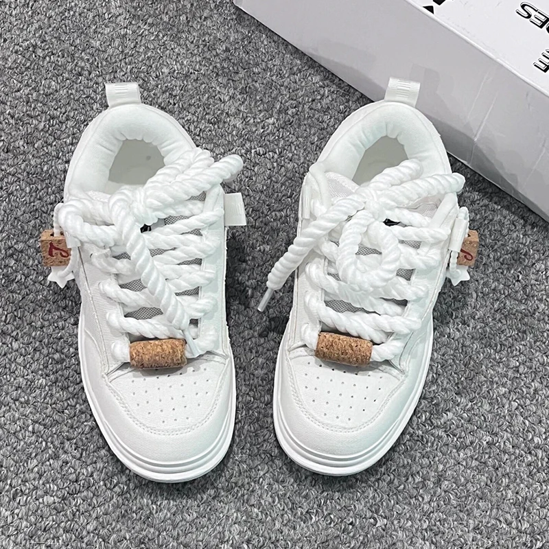 White Sneakers, Fashionable and Trendy, Large Size Shoes, Men's Shoes, Women's Shoes, Casual Shoes, Breathable, Versatile Casual Sneakers