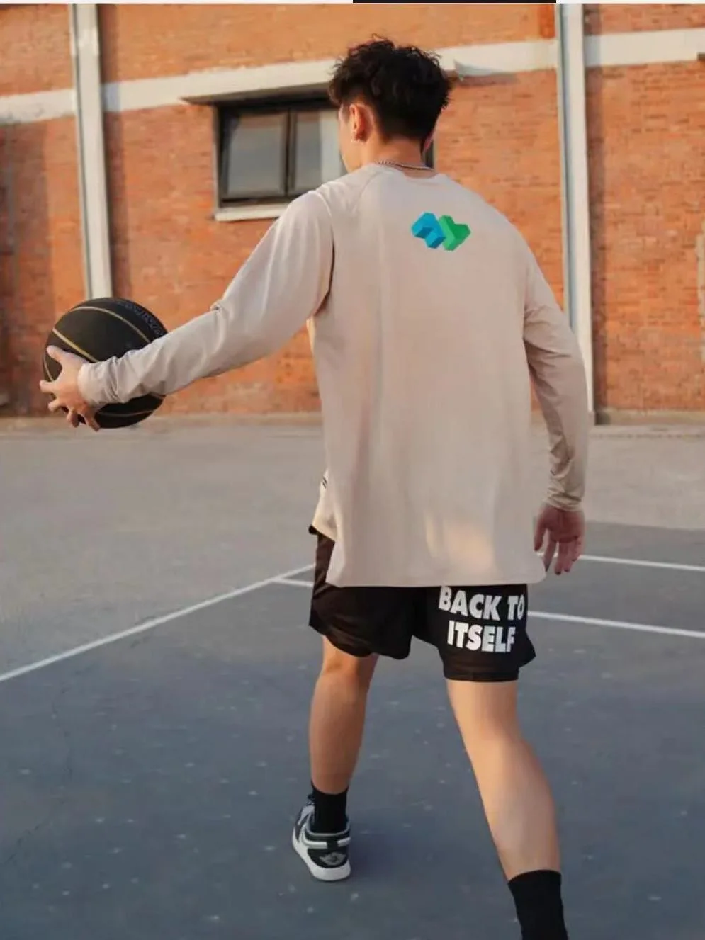 

Баскетбольные спортивные шорты, быстросохнущие дышащие свободные удобные шорты для бега, тренировок, фитнеса, трендовые пляжные мужские шорты