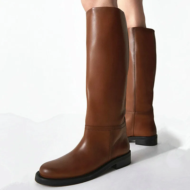 2025 Botas hasta la rodilla con cabeza redonda, botas altas de caballero, nuevas botas largas de otoño para mujer, botas de cuero de vaca Vintage marrón