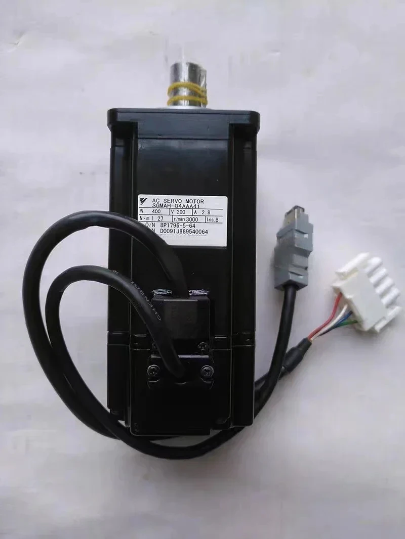 

Suitable for R7M-A40030-S1 Pengiriman Baru dan Asli Dalam Waktu 24 Jam