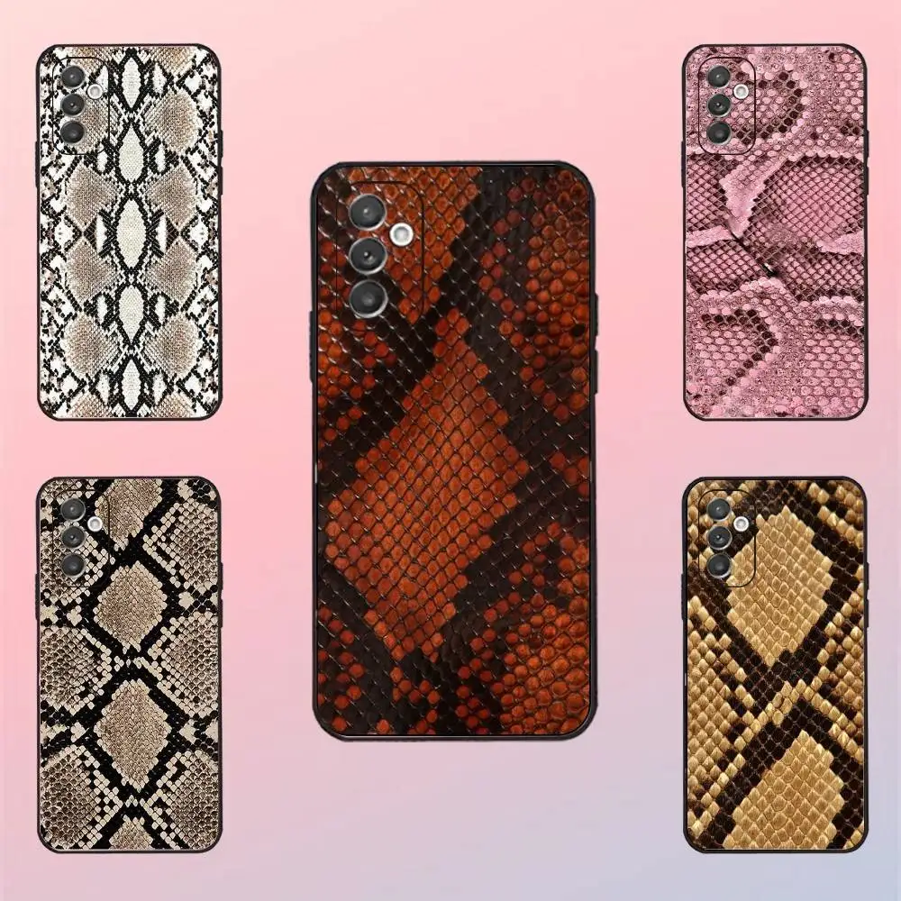 

Snake skin pattern Phone Case For Samsung S 25,24,23,22,30,21,10,9,Ultra,Plus,Lite,FE,4,5 G Black Soft Case