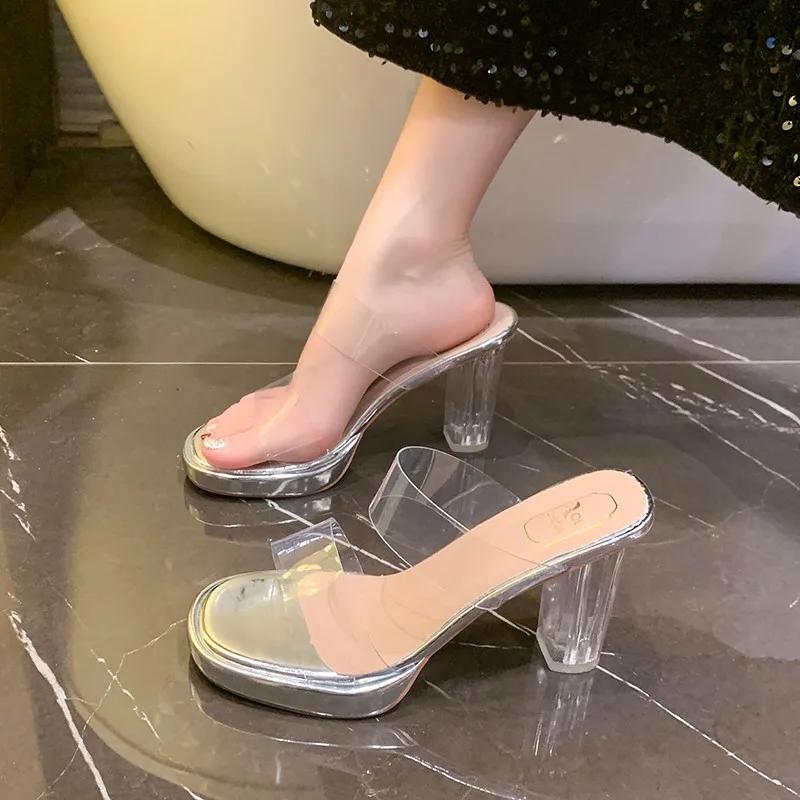 Chinelos de pvc transparente feminino novo copo de cristal super salto alto sexy salto alto tamanho grande verão dedo do pé aberto chinelos transparentes