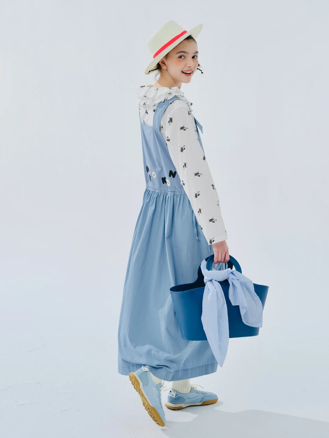 Ima kokoni 2024 Frühling neues Original Design Kleid aus reiner Baumwolle mit Buchstaben riemen 244496