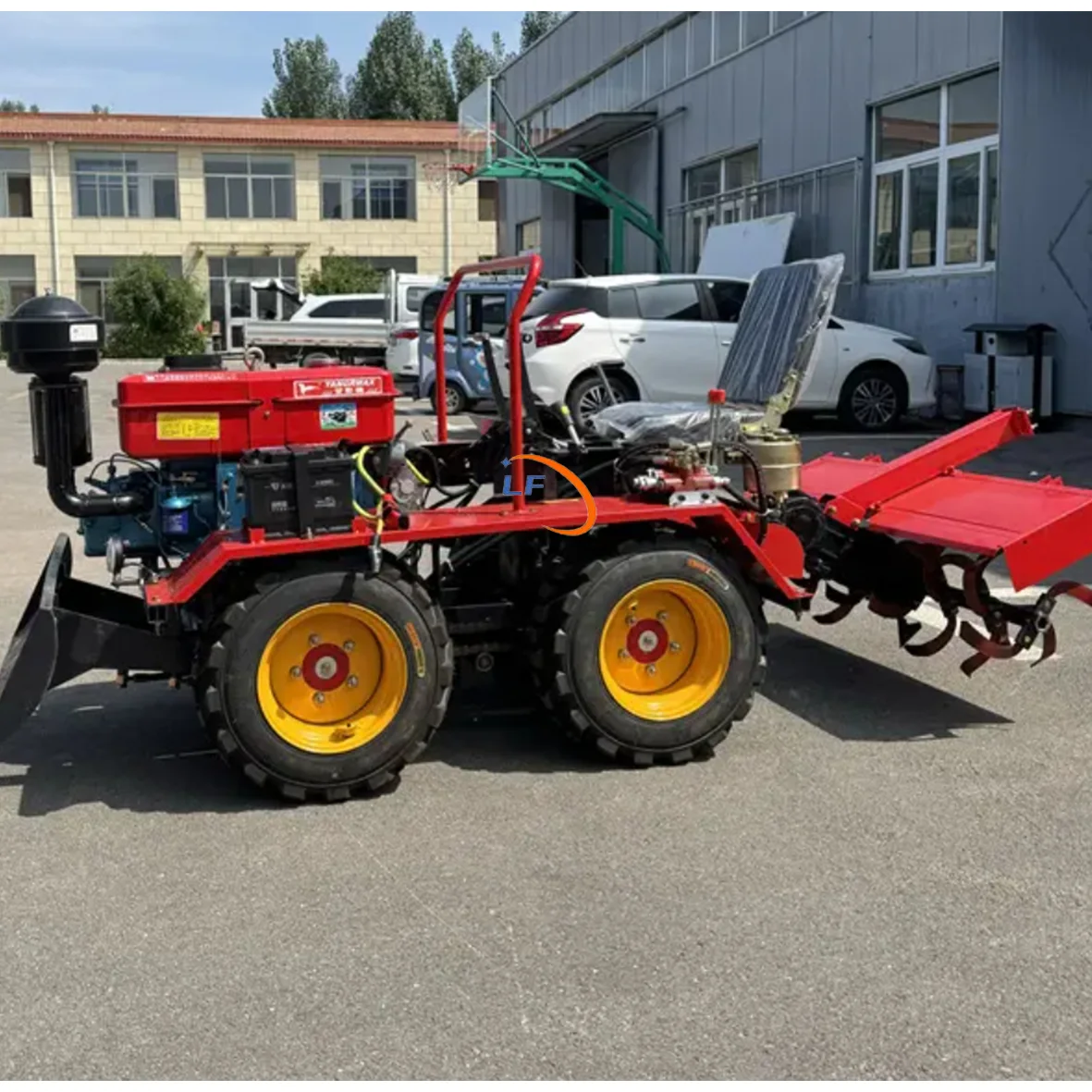 25 Horsepower Riding Mini Four Wheel Plow  Small Four-wheel Belt Rotary Tiller Plow Head Bulldozer Cultivator