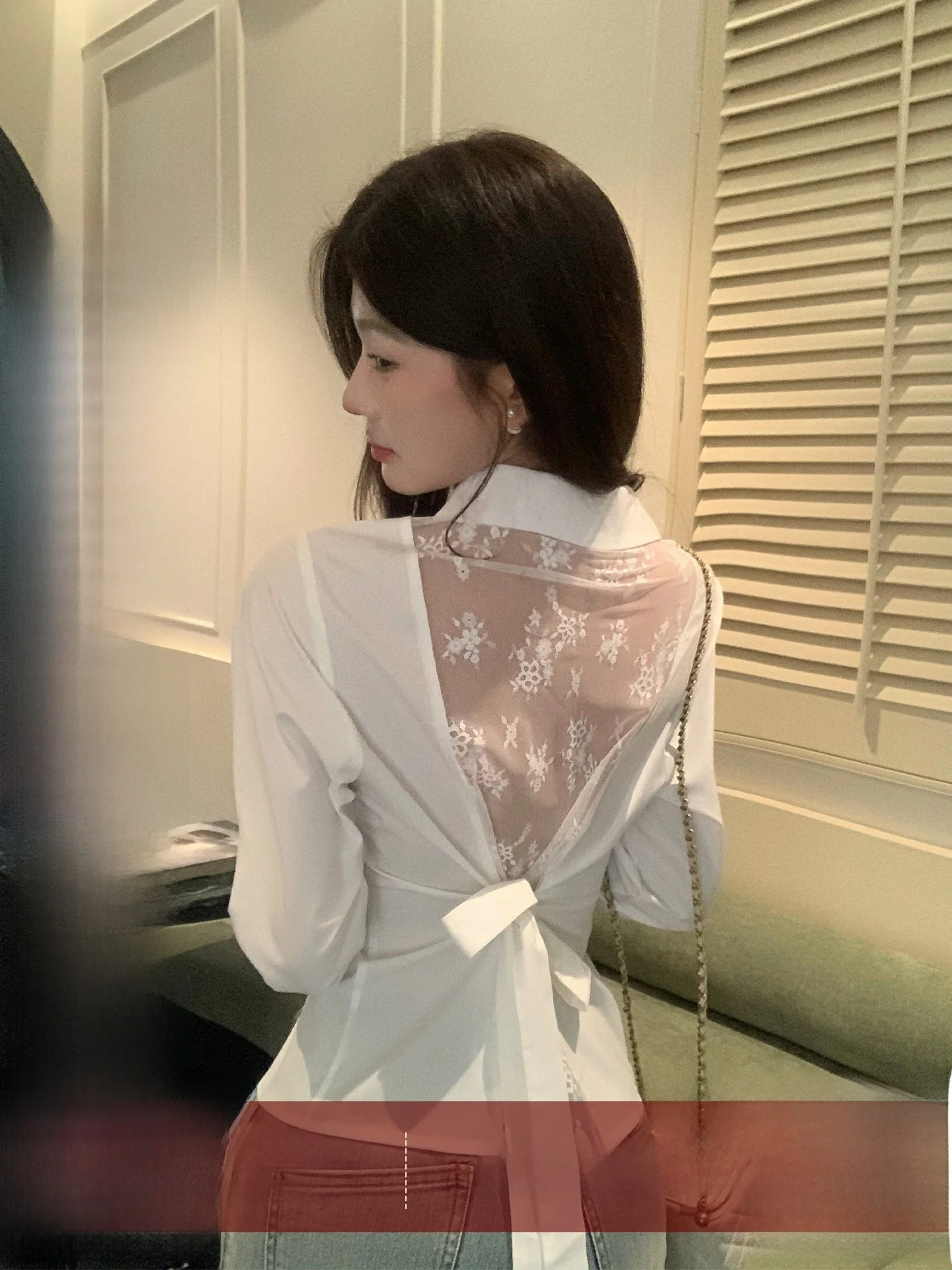 

Сексуальный кружевной длинный светящийся белый дизайн Sensation Studio для похудения с узлом из смеси хлопка из полиэстера, женский топ