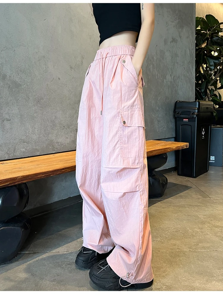 Damskie spodnie parachute cargo w stylu amerykańskim, szare, sportowe, z szerokimi nogawkami, z wysokim stanem, idealne na wiosnę i jesień, do wspinaczki i na co dzień.